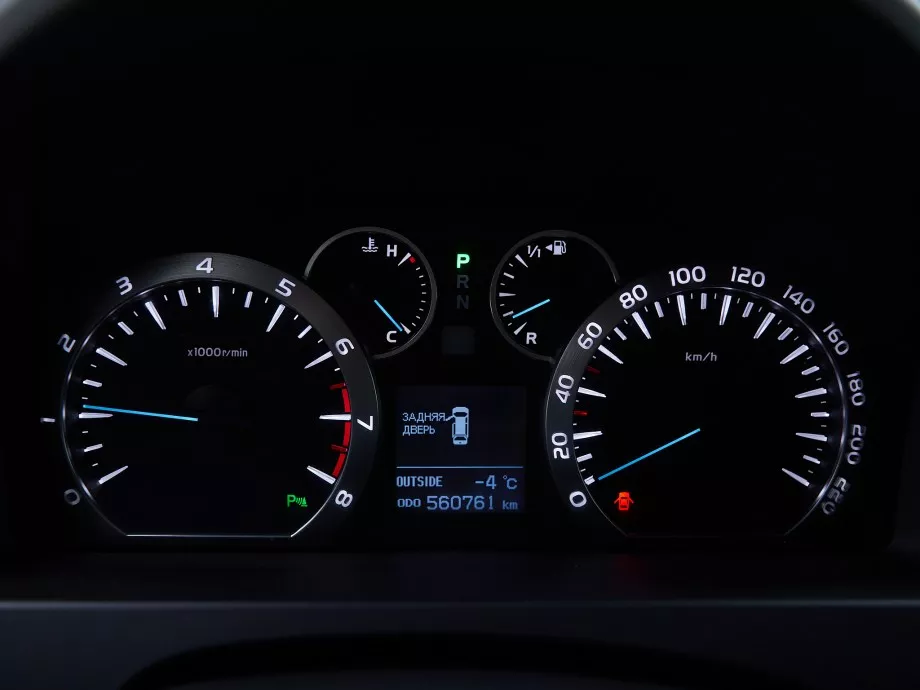 Toyota Alphard 2014