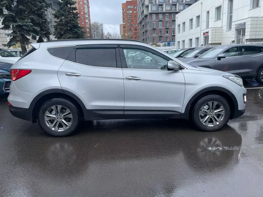 Hyundai Santa Fe 2013