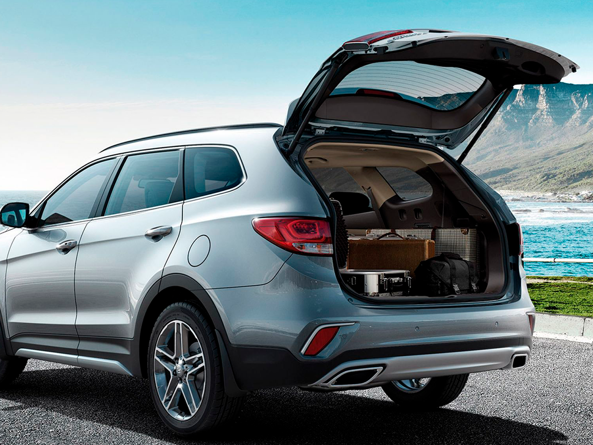 Hyundai Grand Santa Fe