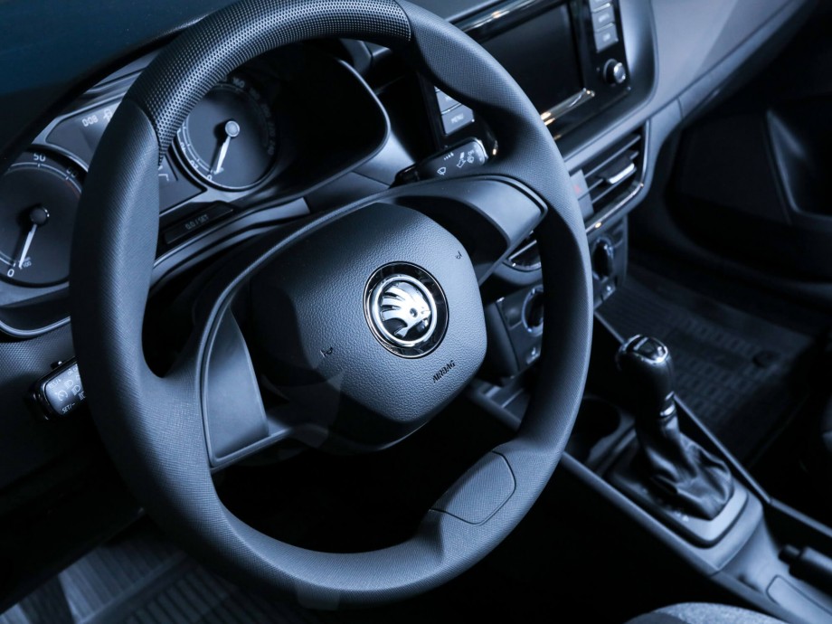 Skoda Rapid 2021