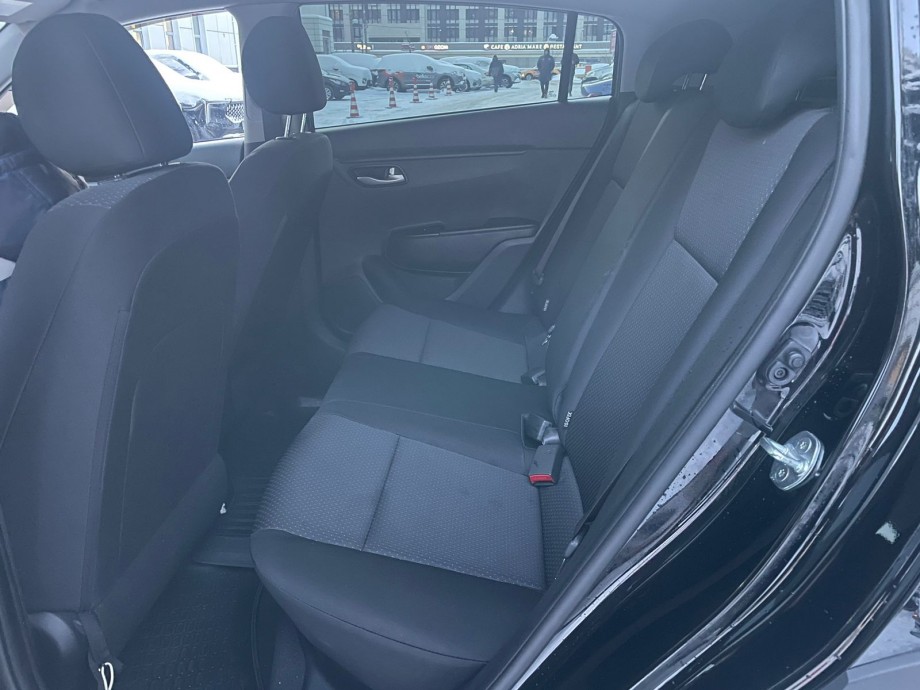 KIA Rio X 2021