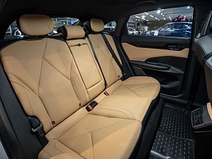 Changan UNI-V Люкс 1.5 AMT