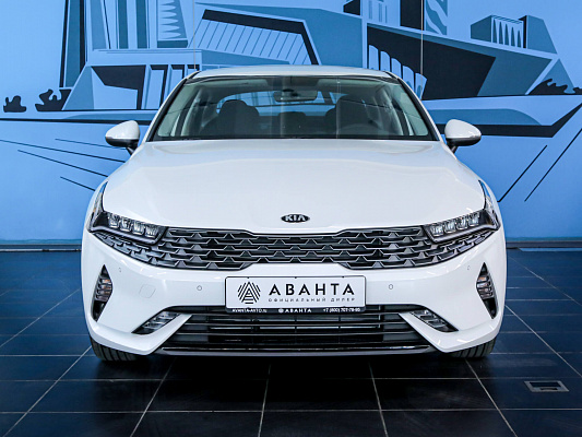 Kia K5 Comfort 2.0 AT 150 л.c. авт. бензин White1