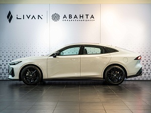 Changan UNI-V Люкс 1.5 AMT