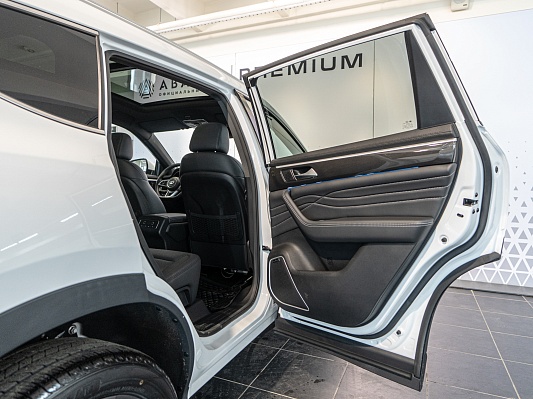 Dongfeng DFSK ix7 Premium 2.0 AT White