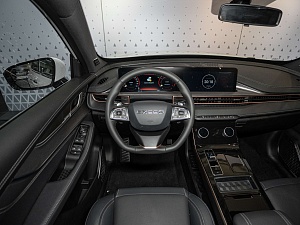 Exeed LX Бизнес 1.5 CVT