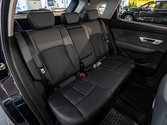Dongfeng Huge Executive 1.5 AMT Black