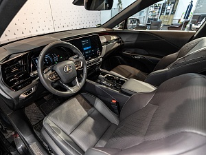 Lexus RX Luxury 2.5 CVT