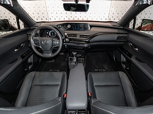 Lexus UX #enjoy 2.0 CVT