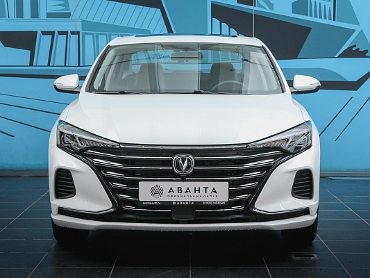 Changan Eado Plus DLX 1.5 AMT White
