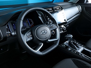 Hyundai Creta Lifestyle + Winter 2.0 AT