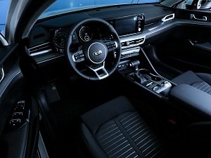 Kia K5 Comfort 2.0 AT